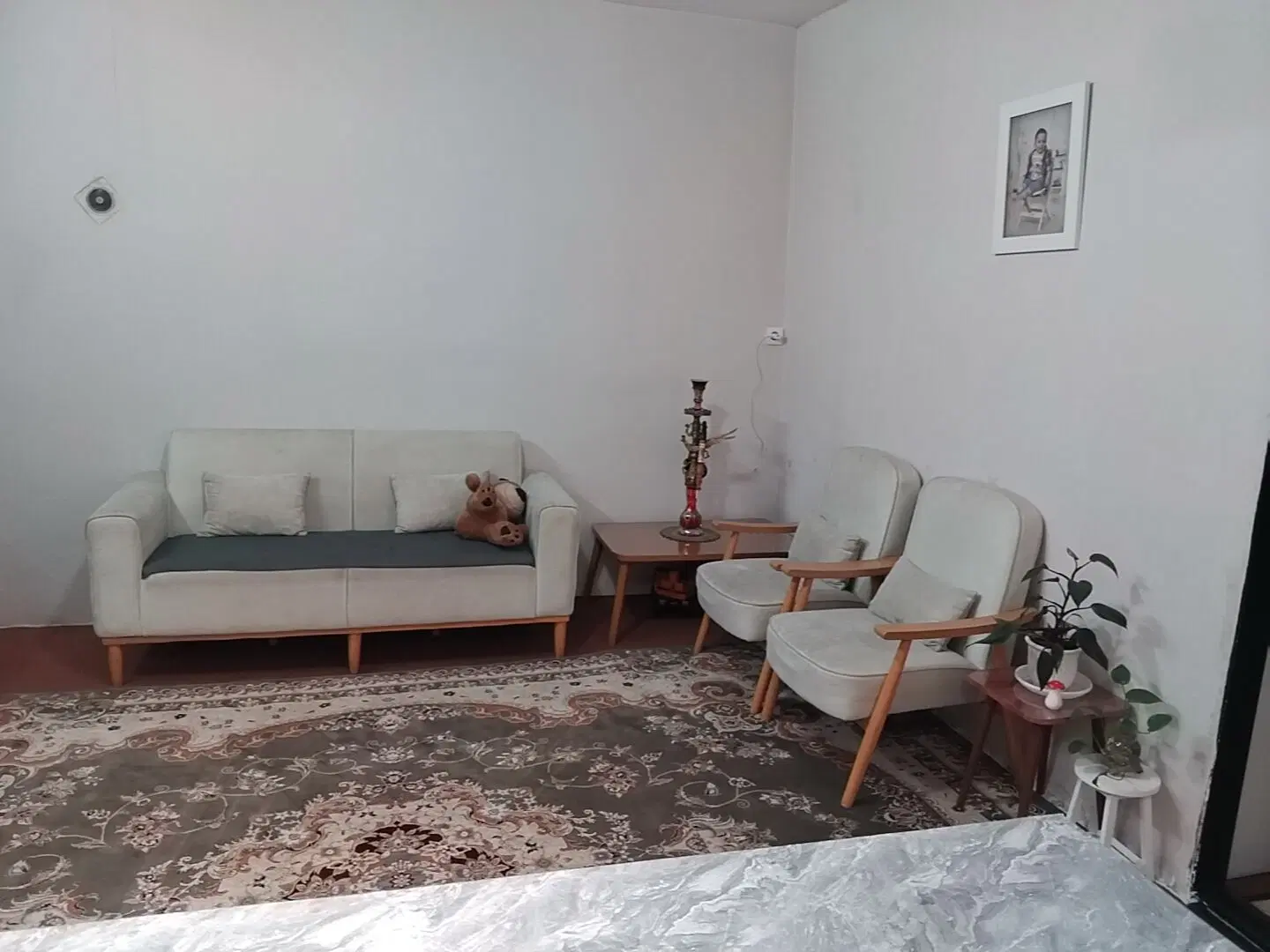 ویلایی ۵۵ متری حصارک پایین