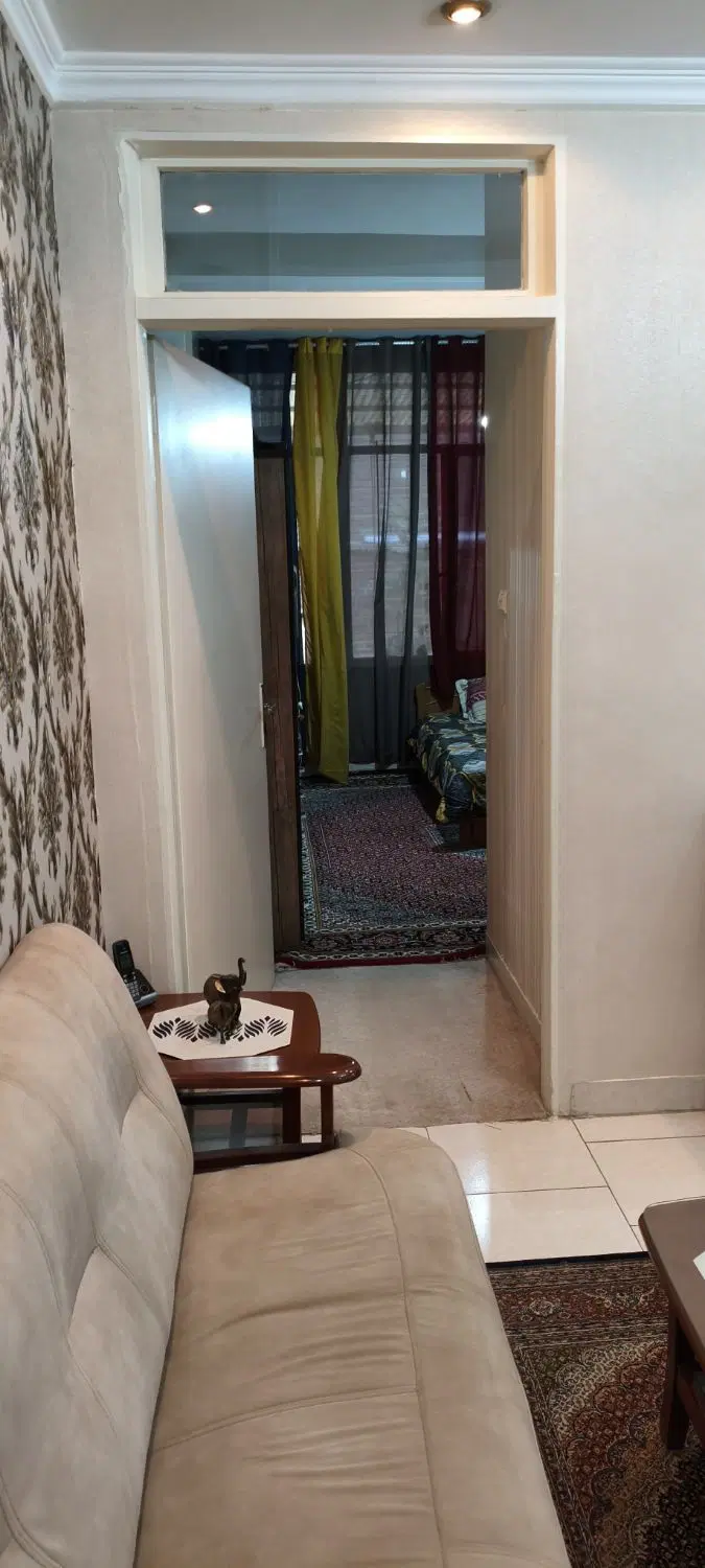 خونه قدیمی طبقه همکف کمیل