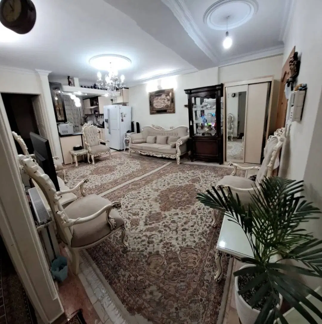 ۶۵ متر آپارتمان بسیار خوش نقشه