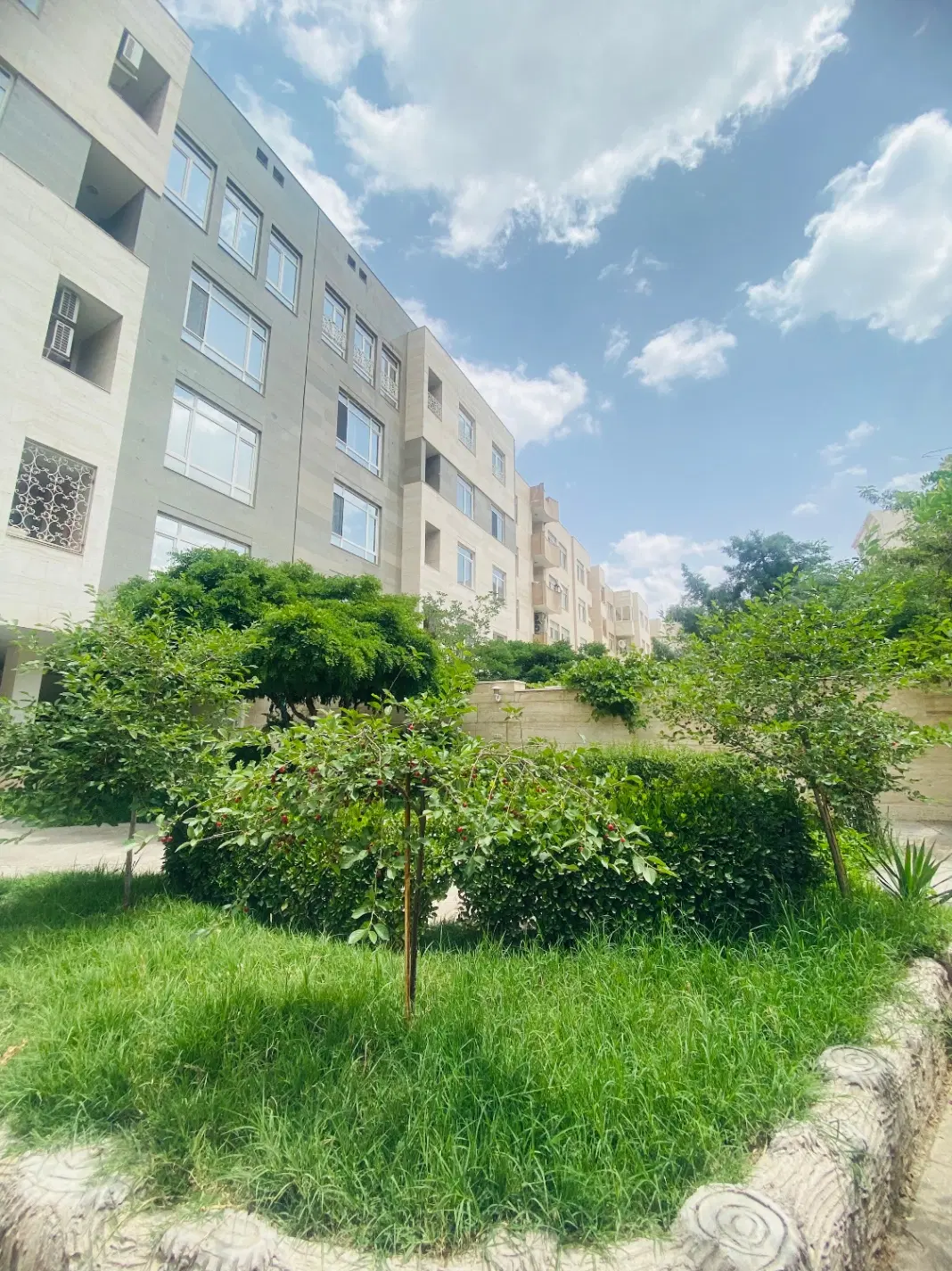 آپارتمان فرامرز عباسی ۹