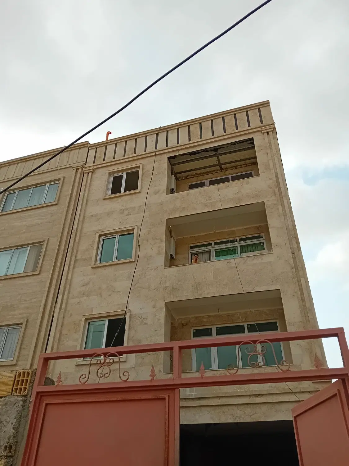 یک واحد شهرک گلستان حاشیه اصلی