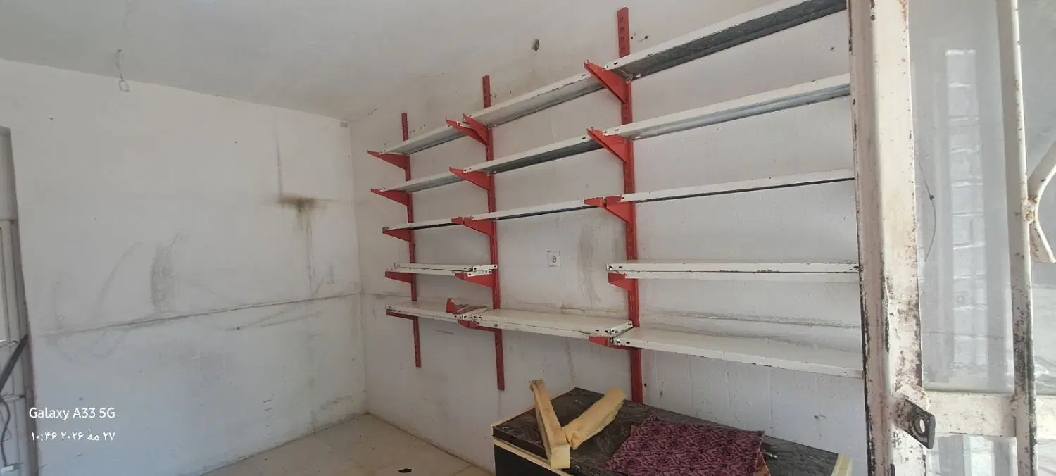 یک باب معازه واقع درپولادقاسمی