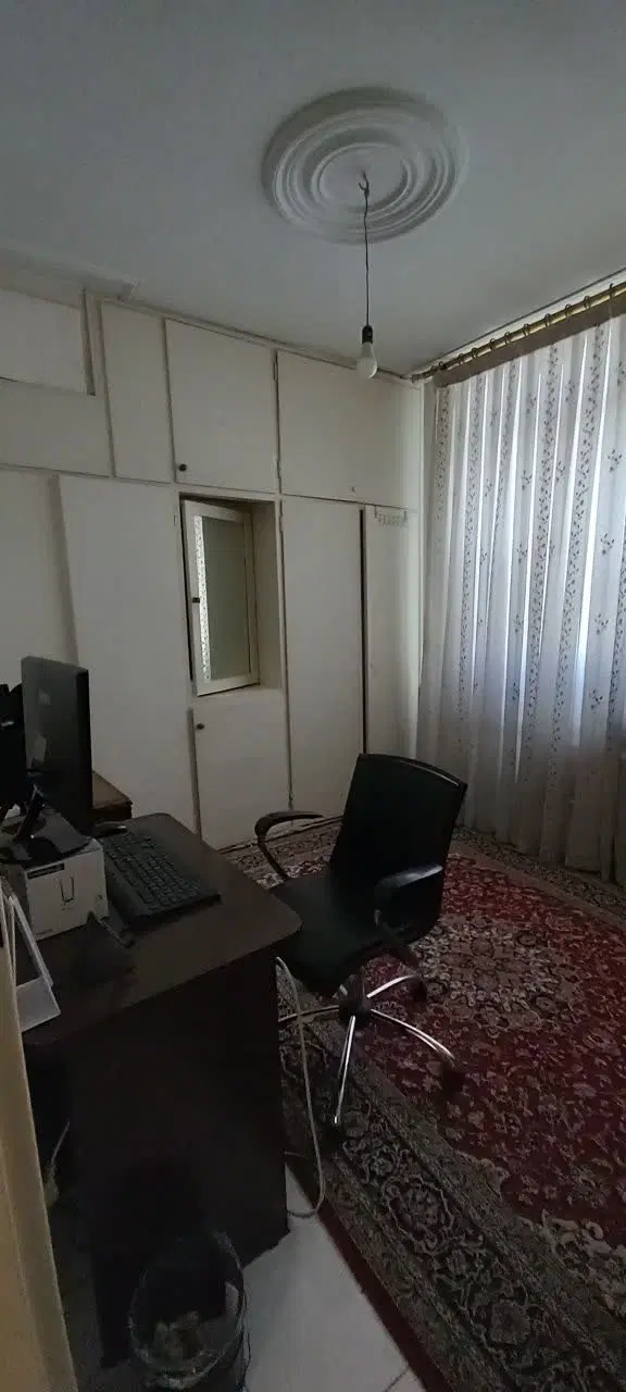 ۵۰متری تک خواب پارکینگ موتور  انباری