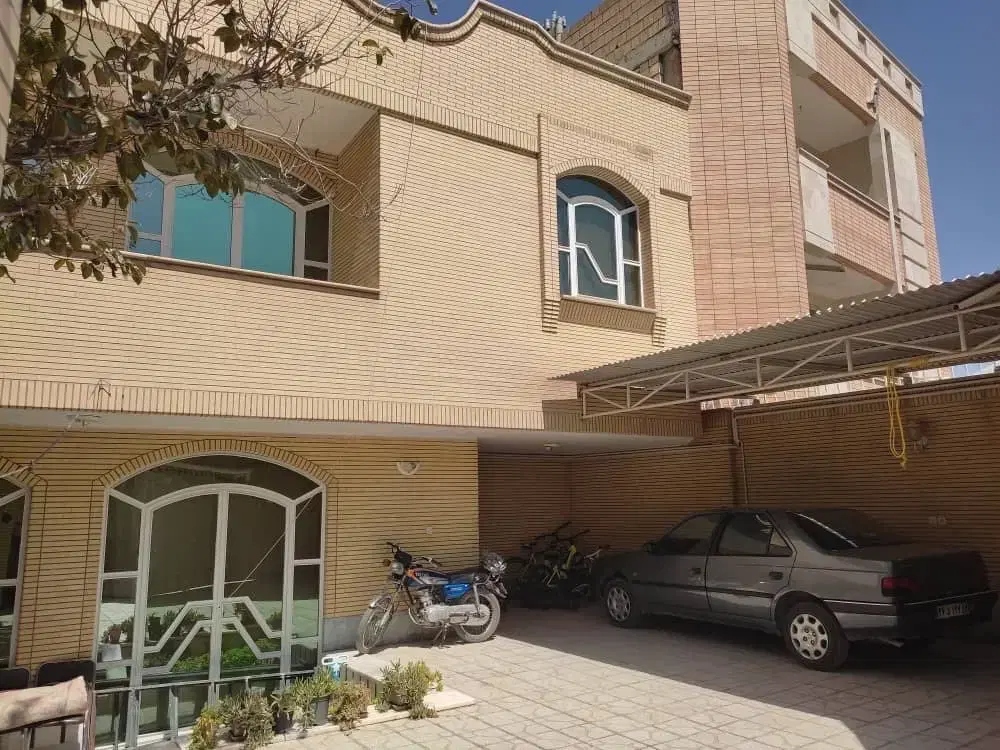فروش منزل ۲ طبقه