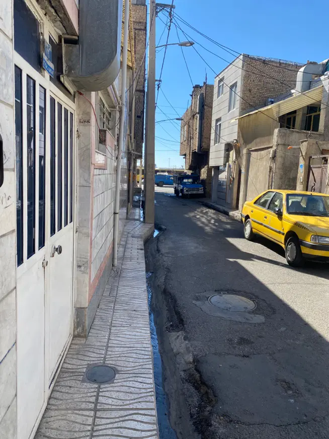 خانه فروشی ۵۰متر حصارک پایین کوچه مهدی پایین