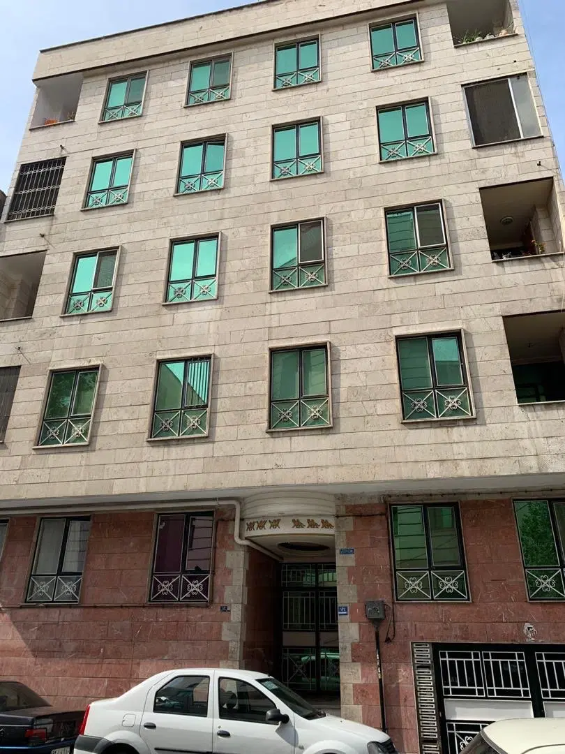 جانبازان غربی ۷۰ متر دو خوابه با اسانسور و انباری
