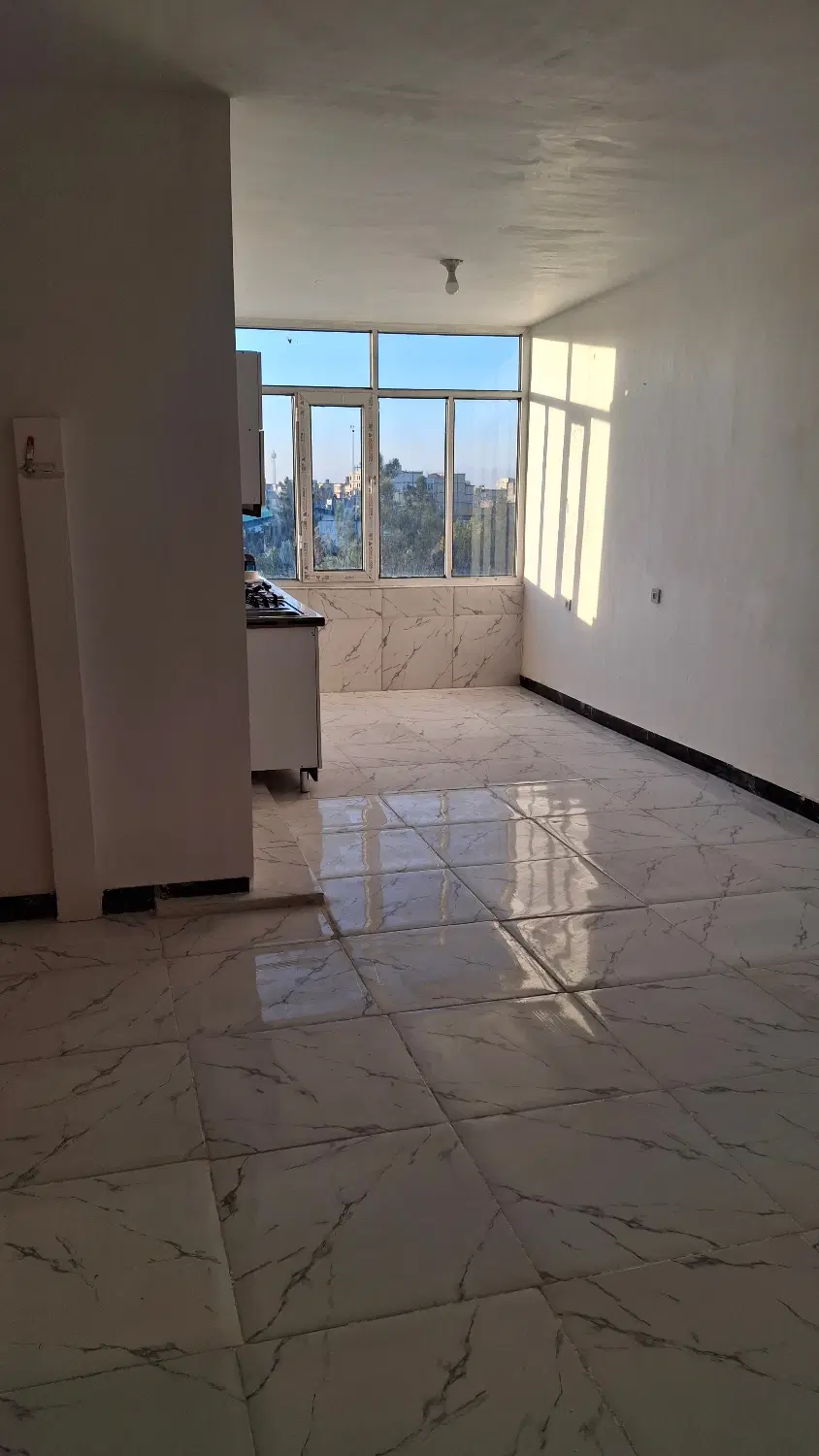 آپارتمان نوساز در بهترین موقعیت مکانی
