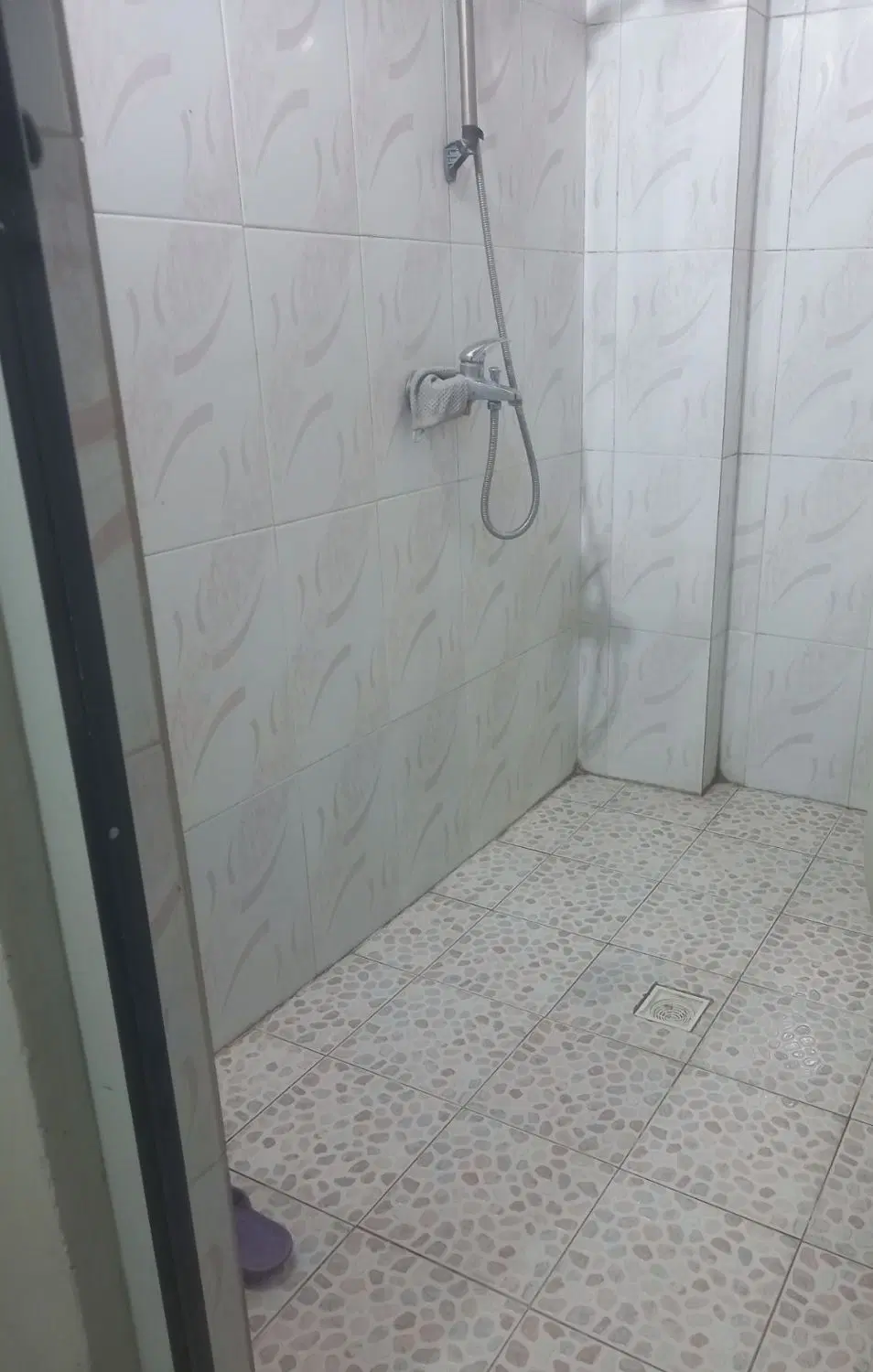 آپارتمان تمیز و ارزان