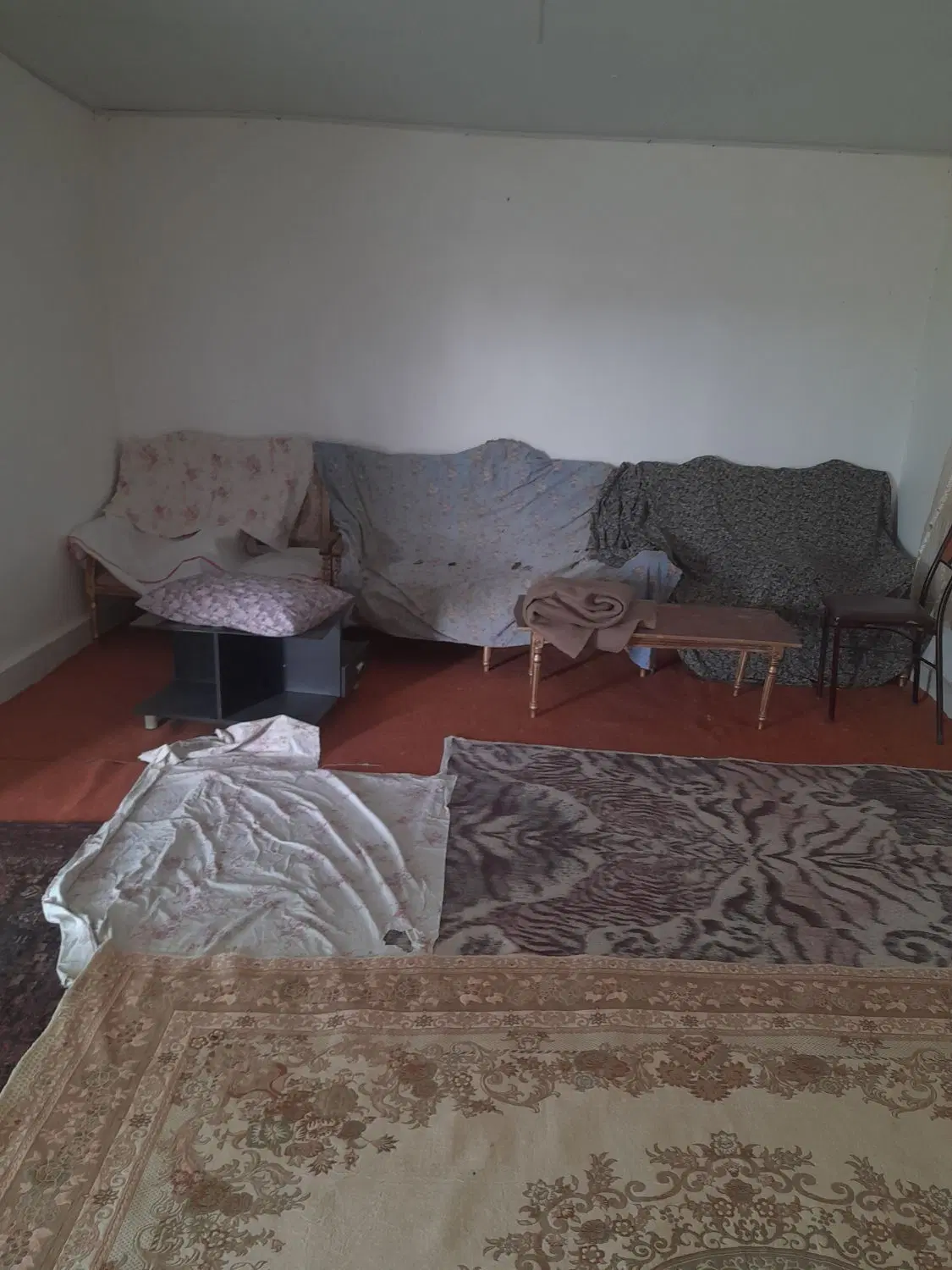 خانه باغ آوینی