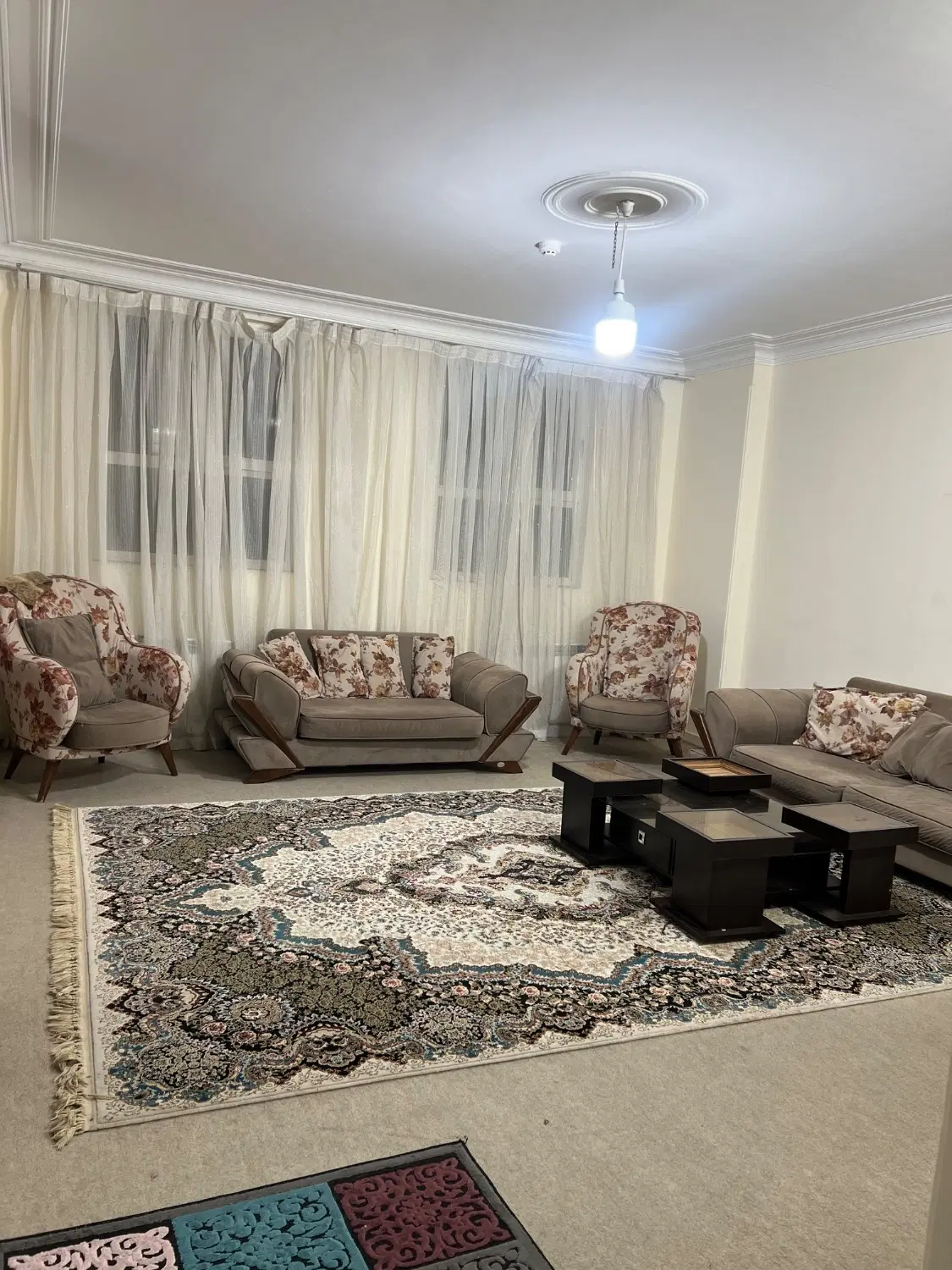 اجاره واحد ۸۲متری پردیسان مجتمع طلاب