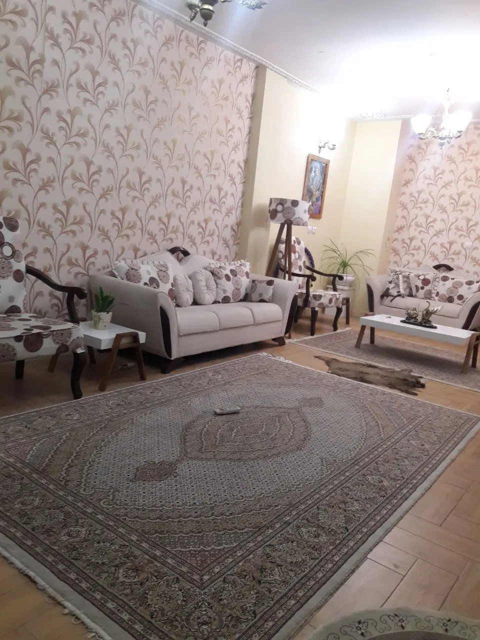 ۸۵ متر دو خوابه همکف