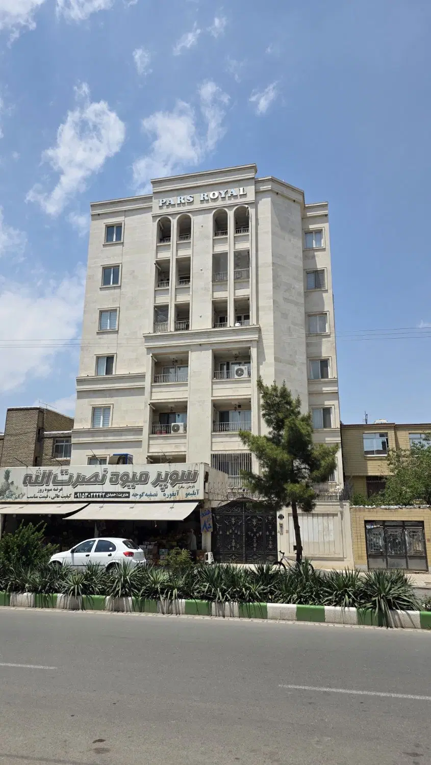 ۱۰۰متر حاشیه حسابی