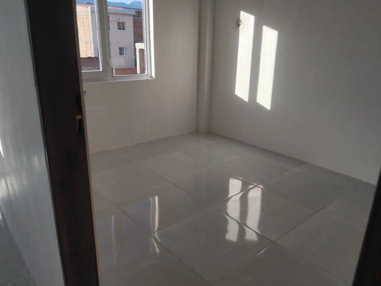 اجاره ۶۰متری طبقه ۳ گلند فخرآباد