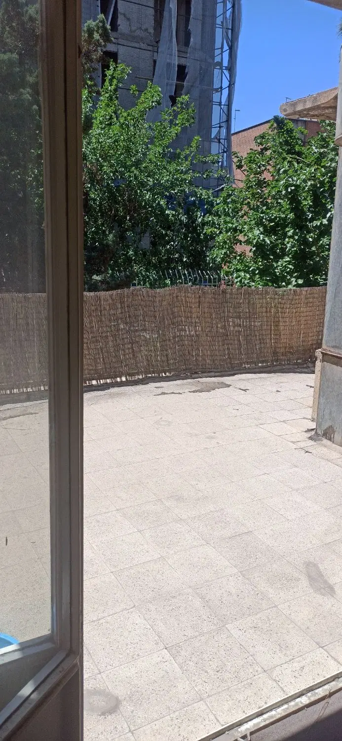 ۷۷ متر ۳ خواب + ۳۴ متر تراس مشجر