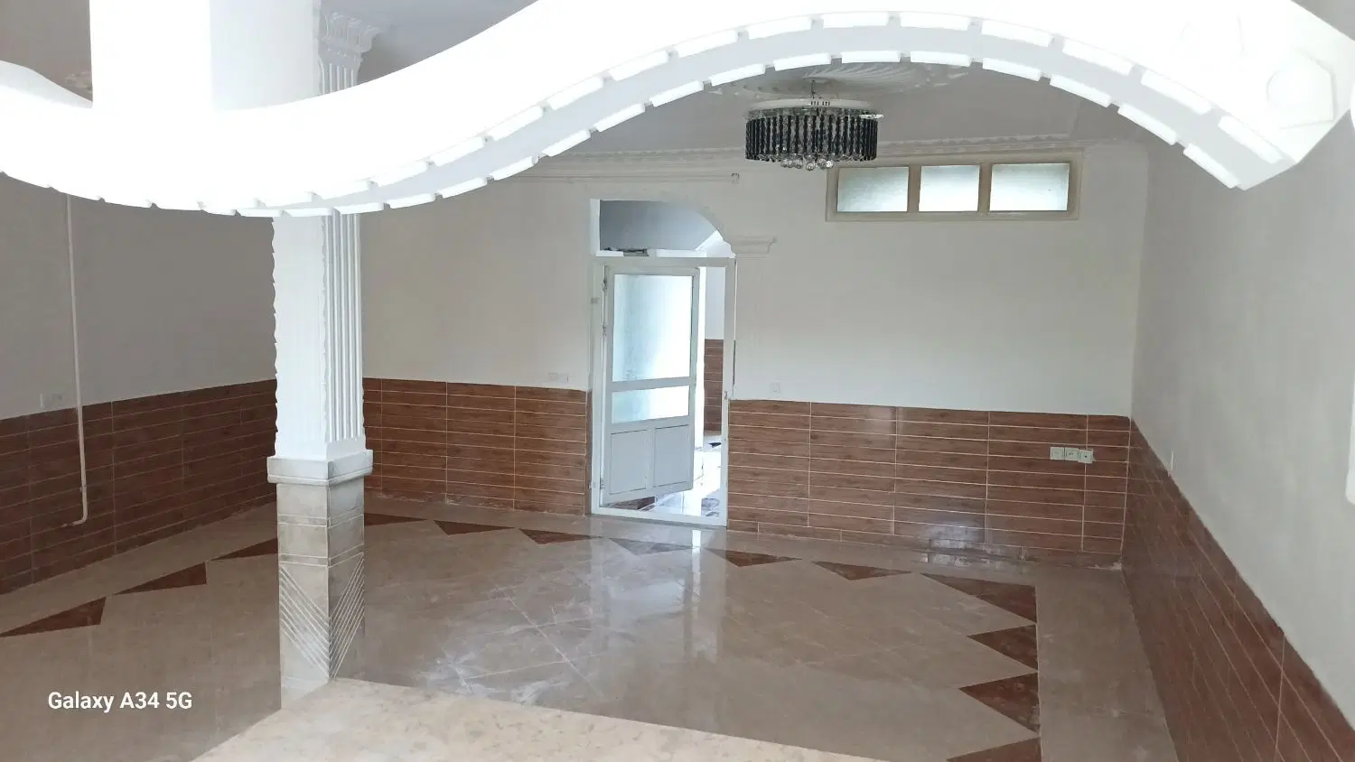 خونه همکف حیاط دار یک خوابه