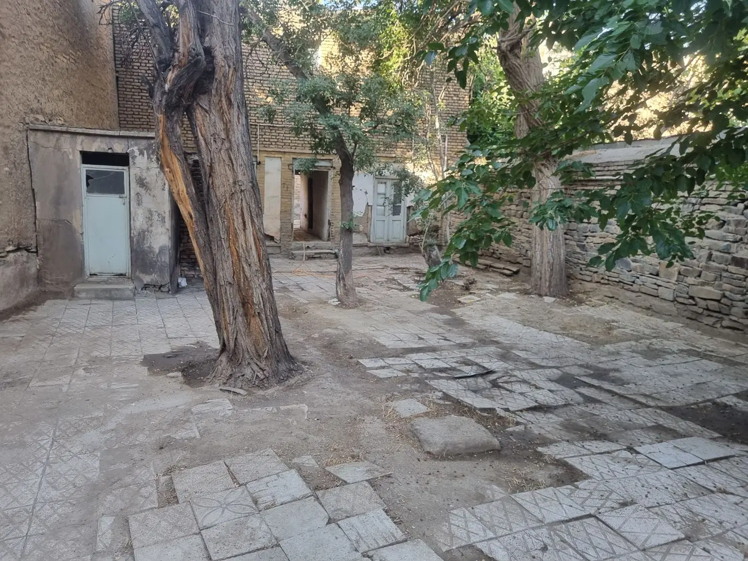 خانه کلنگی