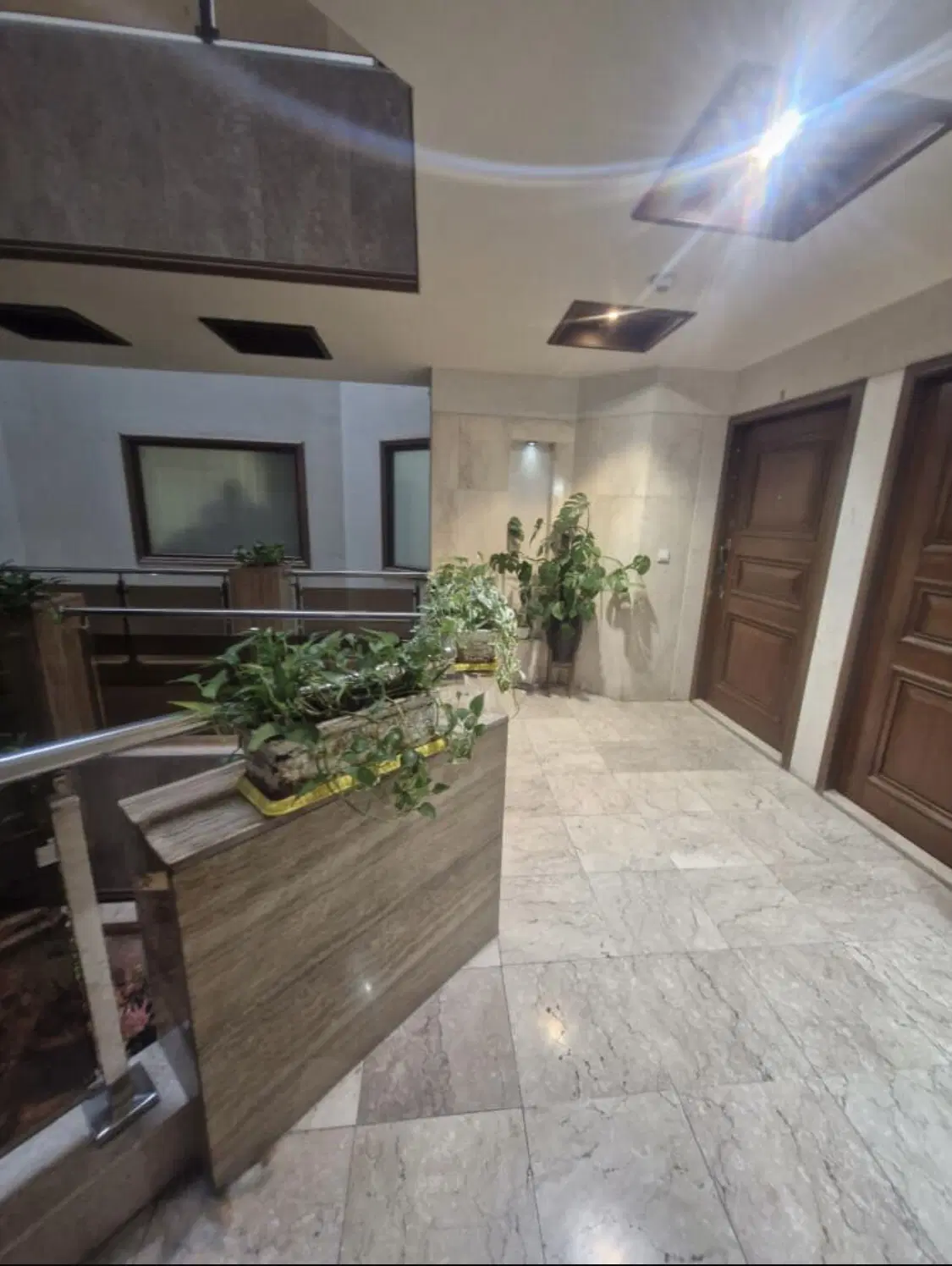 اجاره ۱۵۰ متری رودکی خیام تاپ لوکیشن خوش نقشه