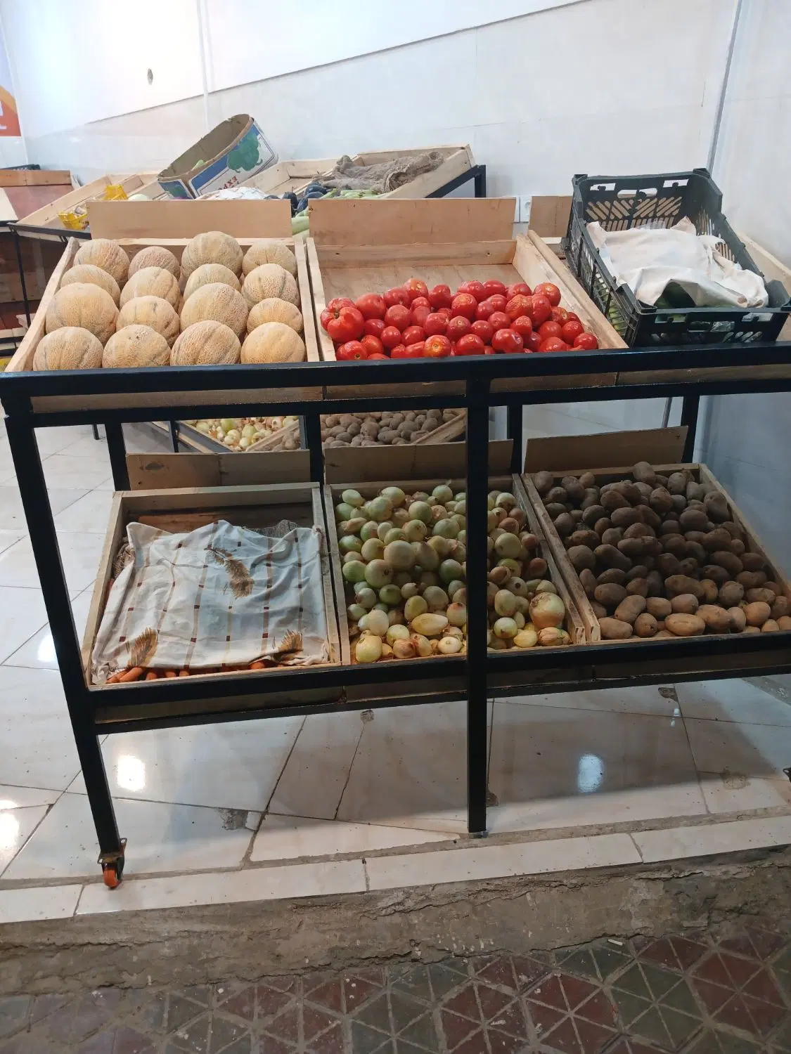 واگذاری میوه فروشی با قیمت مناسب