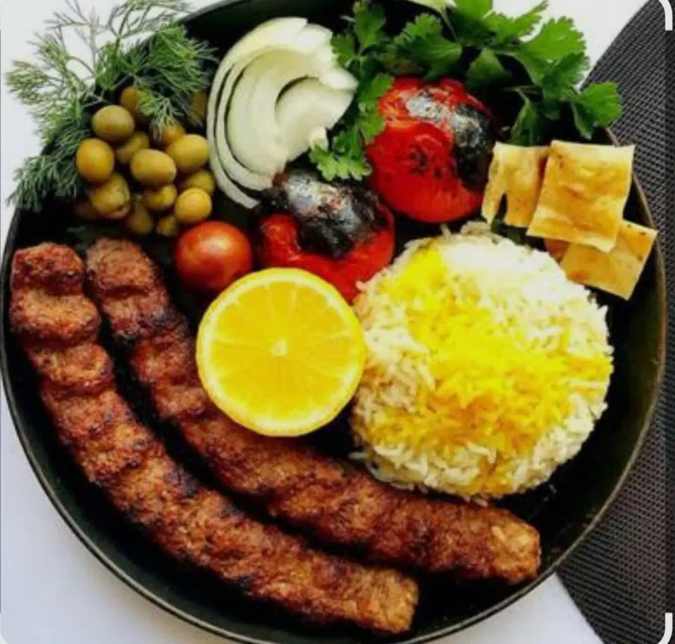 همکاری در فروش غذای ایرانی