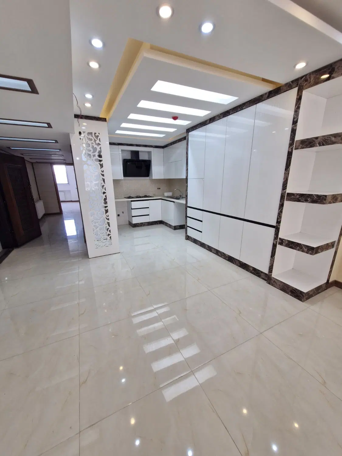اپارتمان صفر رزمندگان ۱۳۲ متری