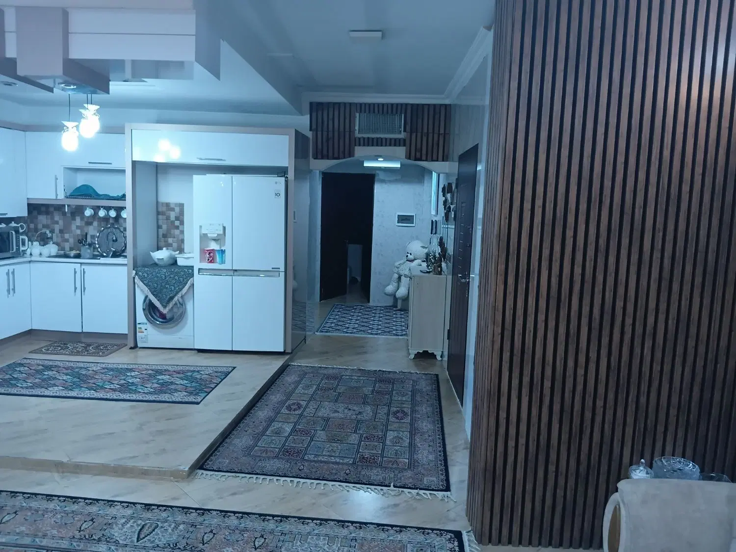 آپارتمان کم واحد در بهترین لوکیشن الهیه