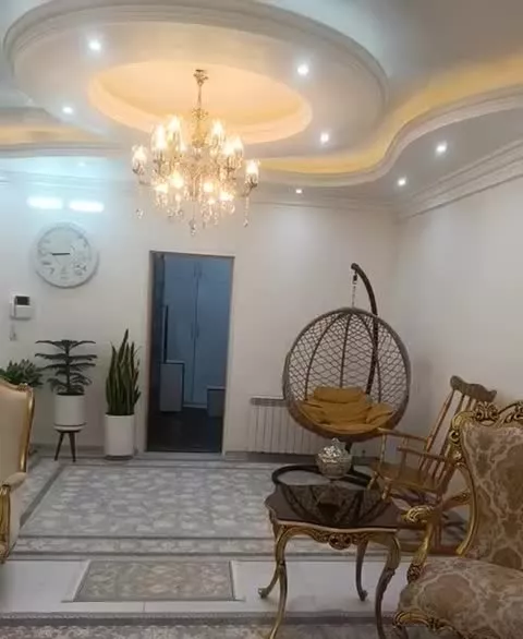 ساختمان خیابان شریعتی ۱۷۰ متر بنا و ۱۴۰ متر تراس
