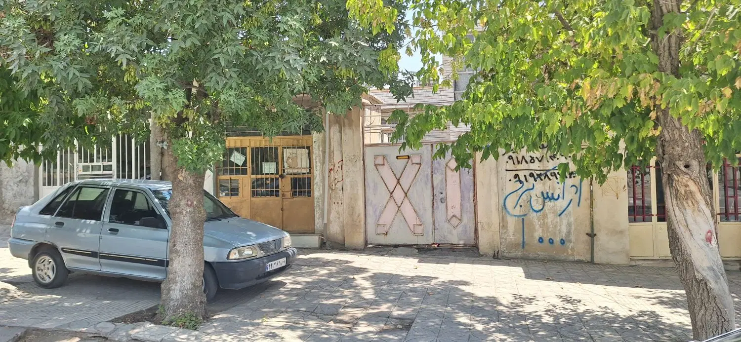 خانه ویلای برخیابان 150متردوکله