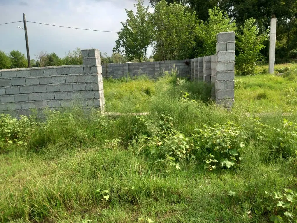 ۲۰۰مترزمین داخل طرهادی