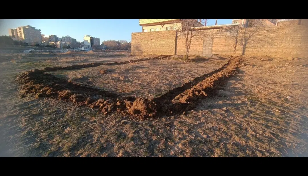 زمین 145متر کوشا