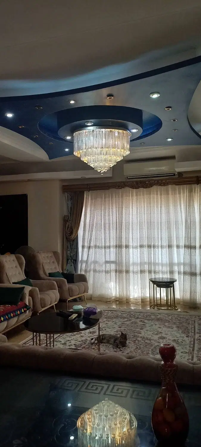 آپارتمان ۱۱۲ متری در کارگر لاهیجان