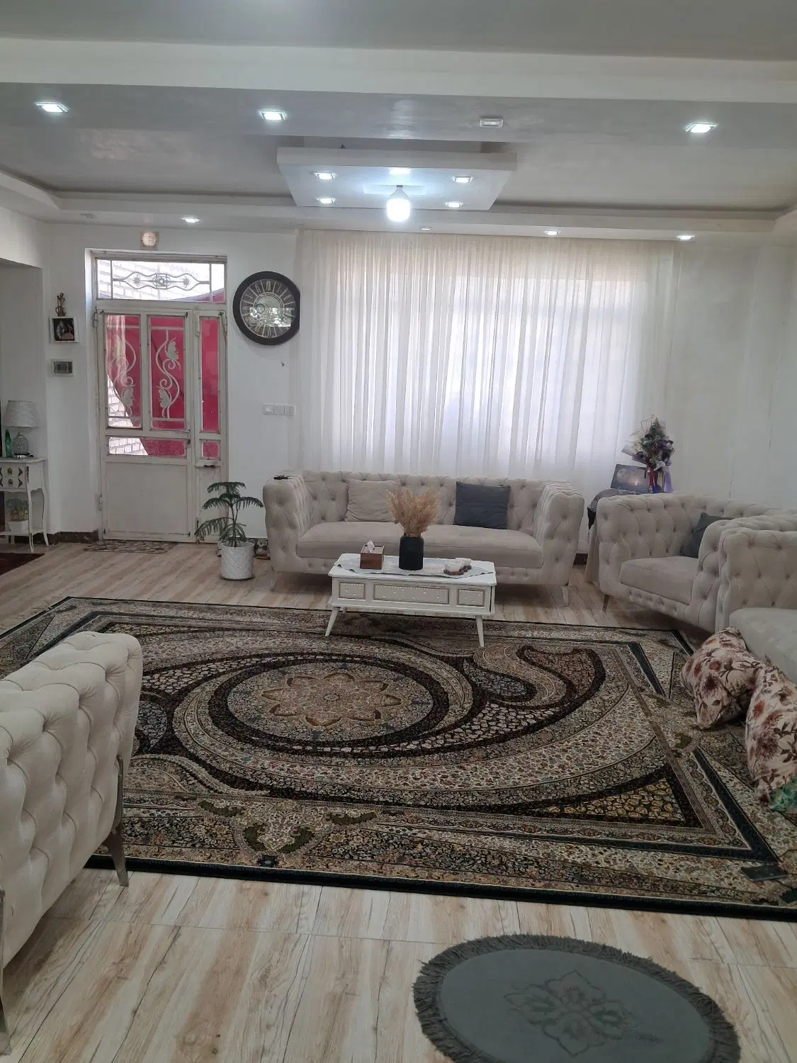 خانه میدان شورا خیابان اکرامی فر فتحی الهی ۱۱