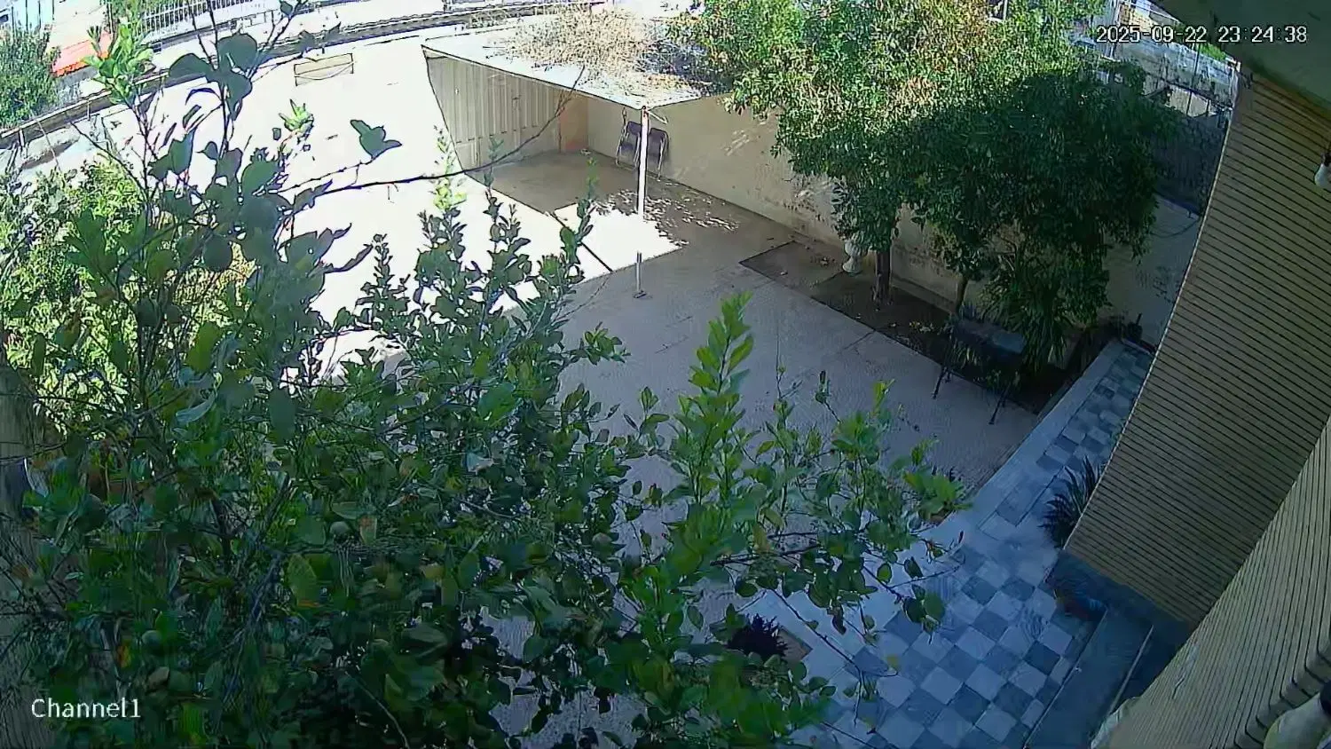 منزل ویلایی حیاط دار