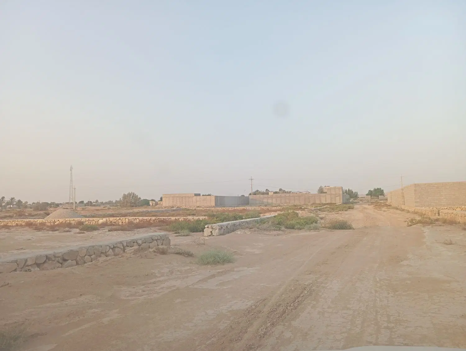 زمین باغی بندر گناوه روستای بهمنیاری
