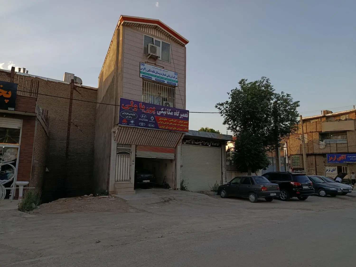 زمین ۴۱متری تجاری بر بلوار