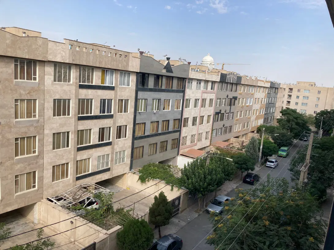 آپارتمان دو خوابه مهر شهر ارم
