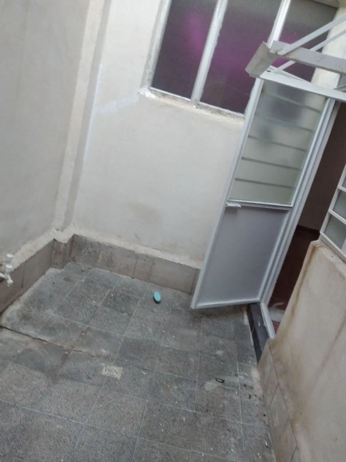 یک سرویس خانه راه جدا