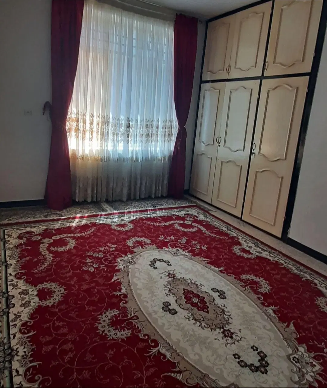خانه مبله و تمیز با پارکینگ ماشین