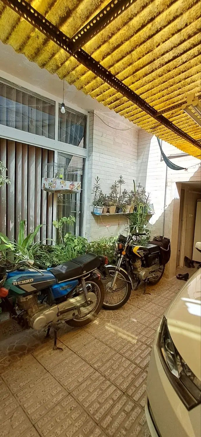 ۸۰ متری  فروش فوری سند تک برگ