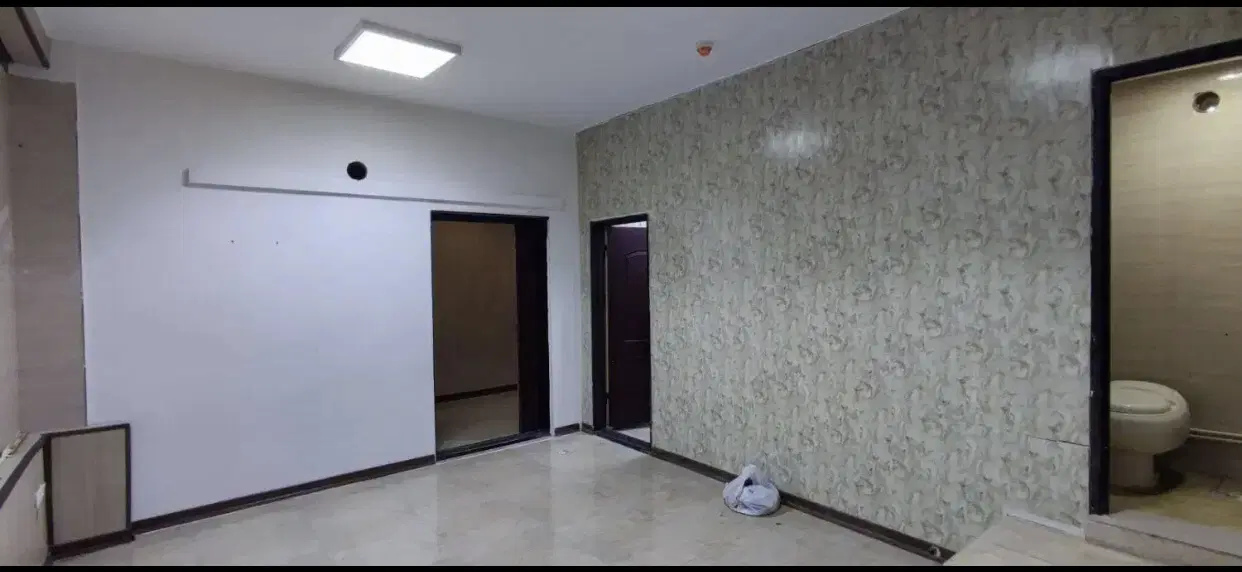 زیرزمین سند تجاری_ ۱۶۸ متر _ آزادی