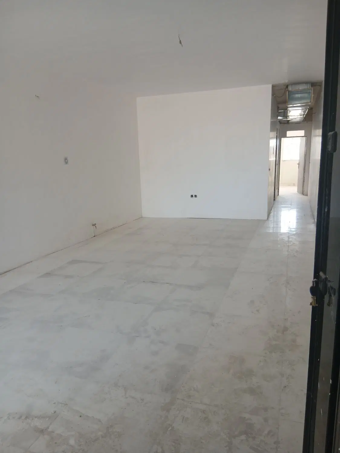 خانه رهن کامل حاشیه بهمن ۱۶