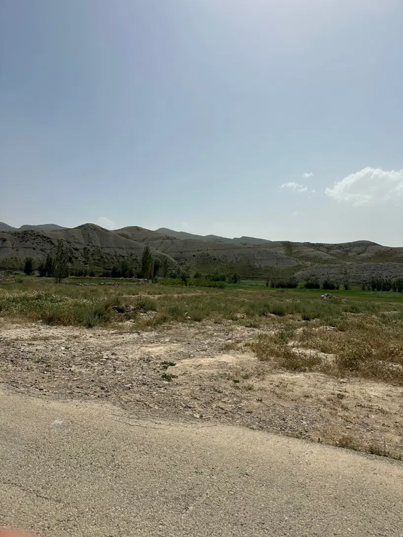 یک خانه‌و یک باغ روستای‌کردکانلو بالاتراز سد‌تبارک
