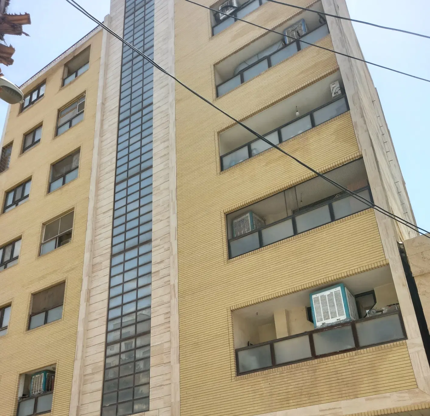 فروش آپارتمان ملکی 93 متری آزادگان مریم