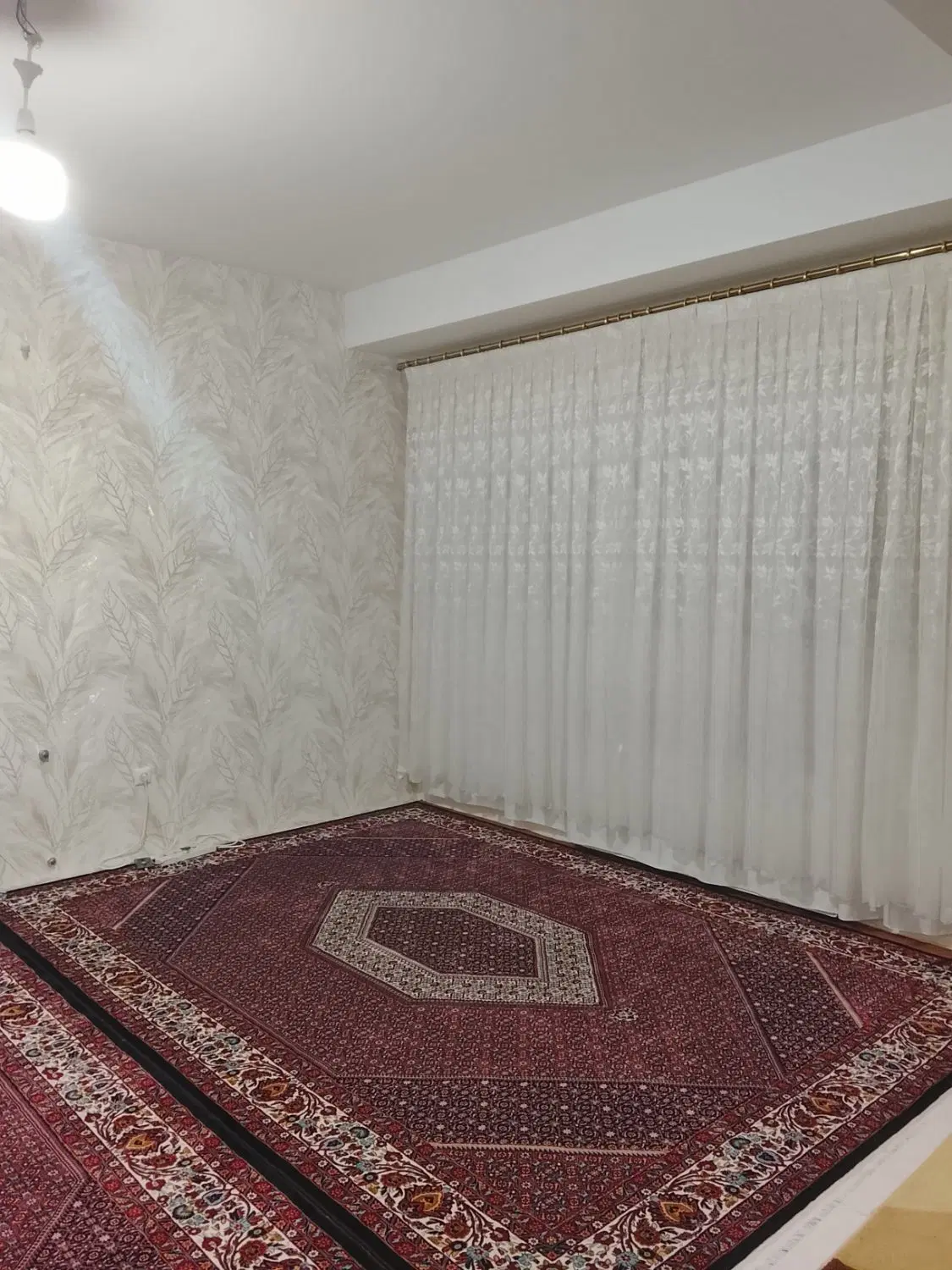 آپارتمان مجتمع ارغوان ۸۲متر