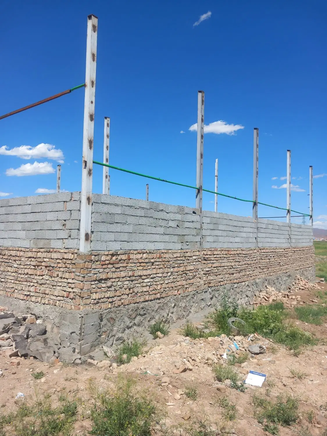 سوله نیمه کاره در الوارعلیا الوار علیا