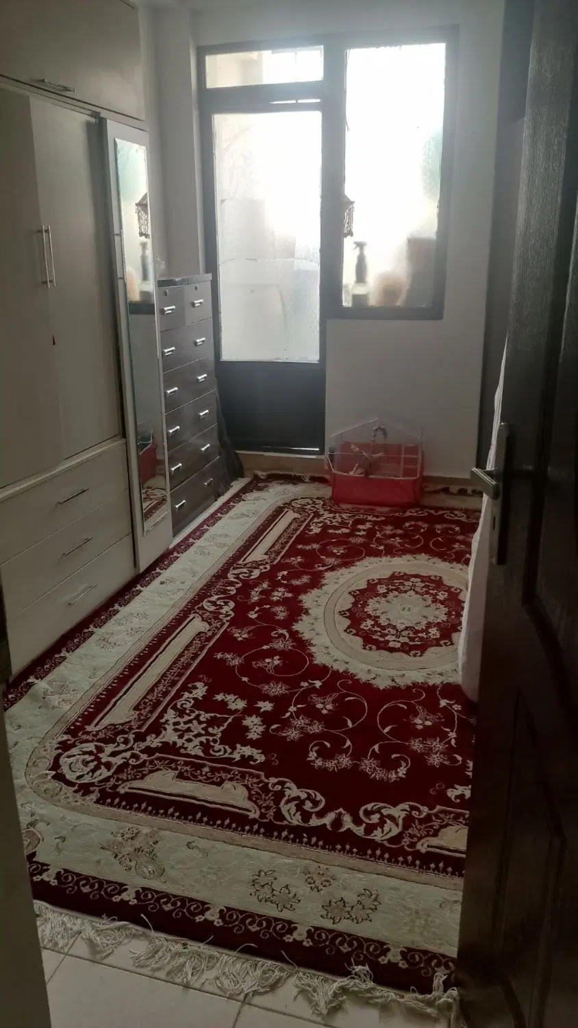 فروش یک واحد آپارتمان به متراژ۶۷مترطبقه سوم