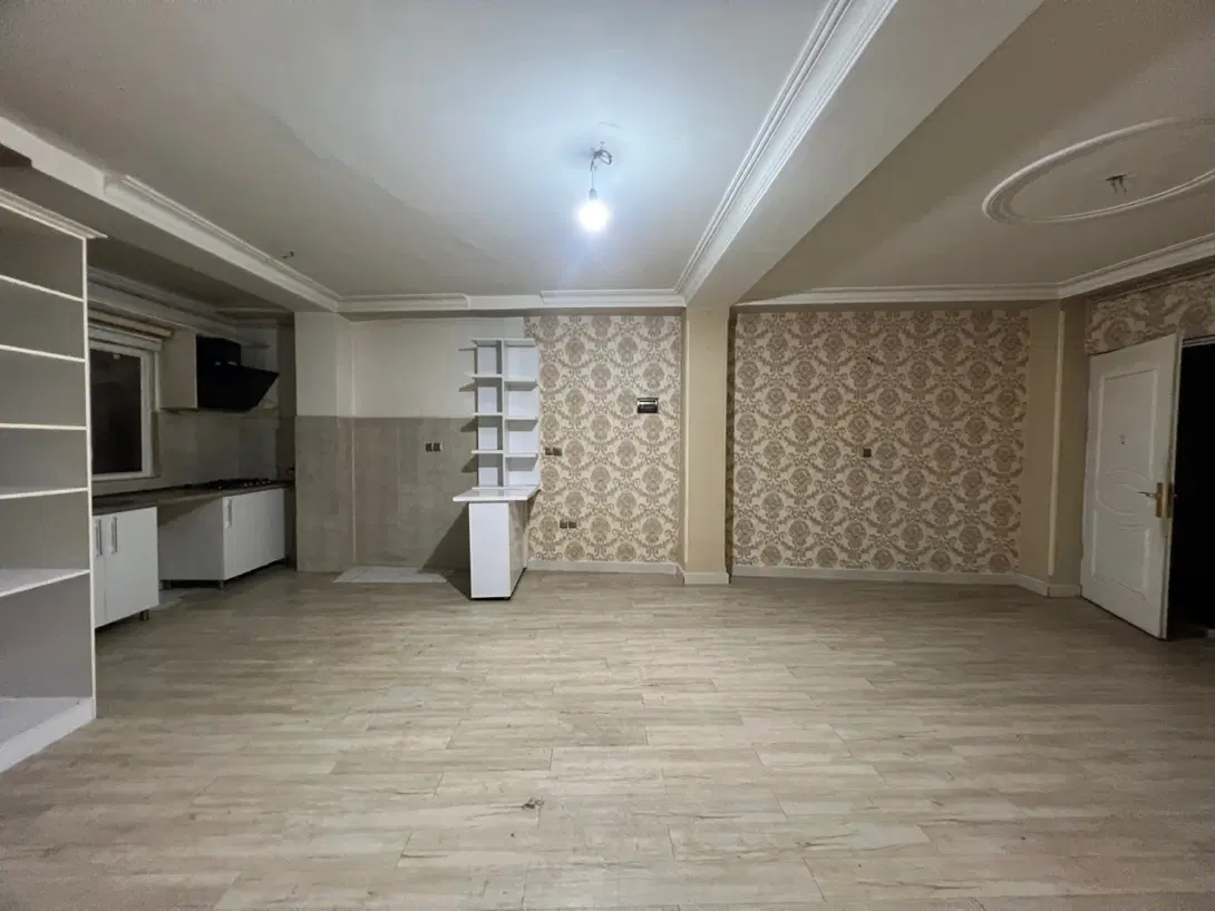 ۸۵ متری خوش‌نقشه درمنظریه رشت _سندتک‌برگ