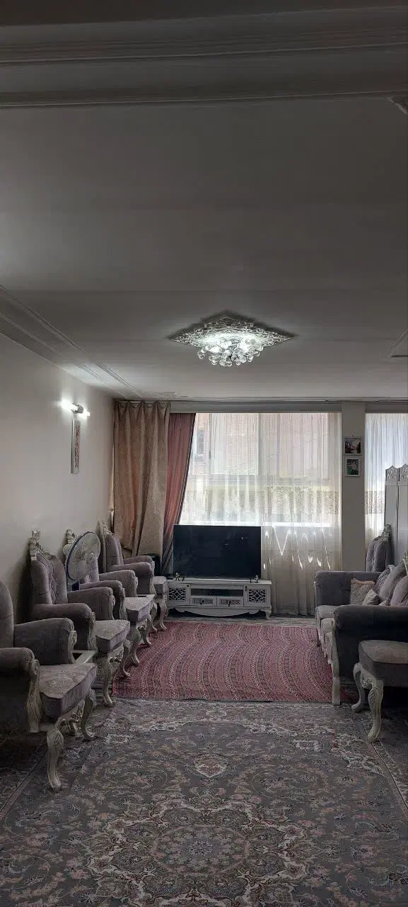 فروش منزل ویلایی. مولوی