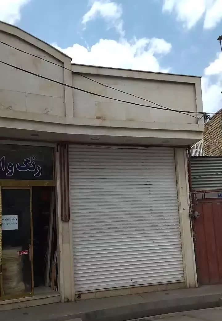 مغازه لوکس ، آماده کسب و کار ، در محل پر تردد