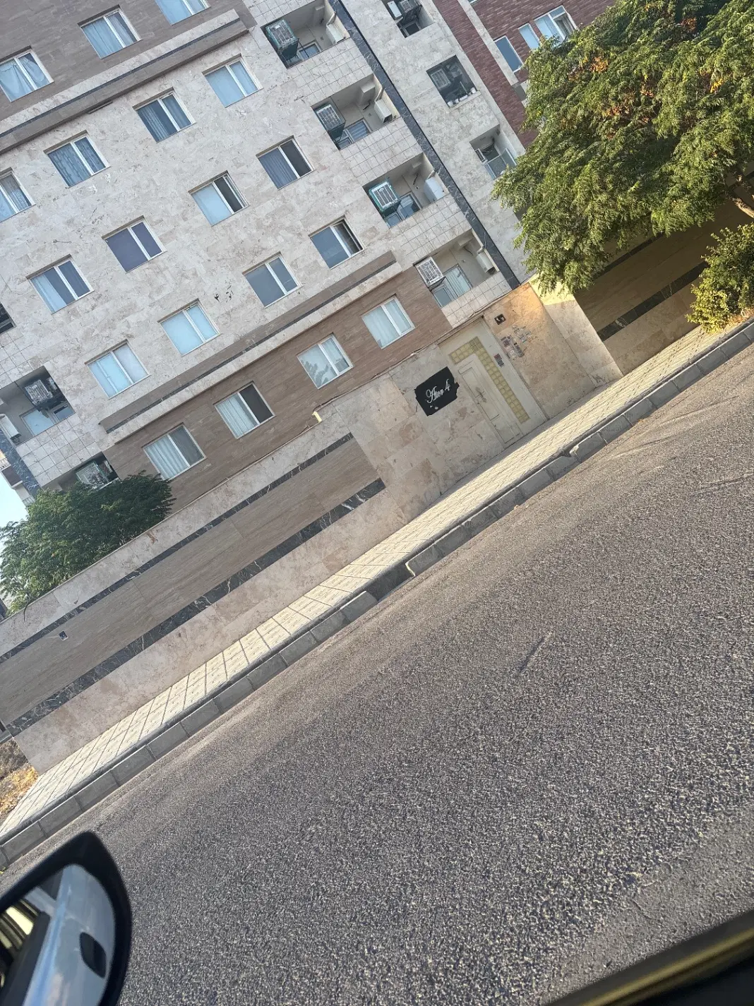 ۹۴متری شیک