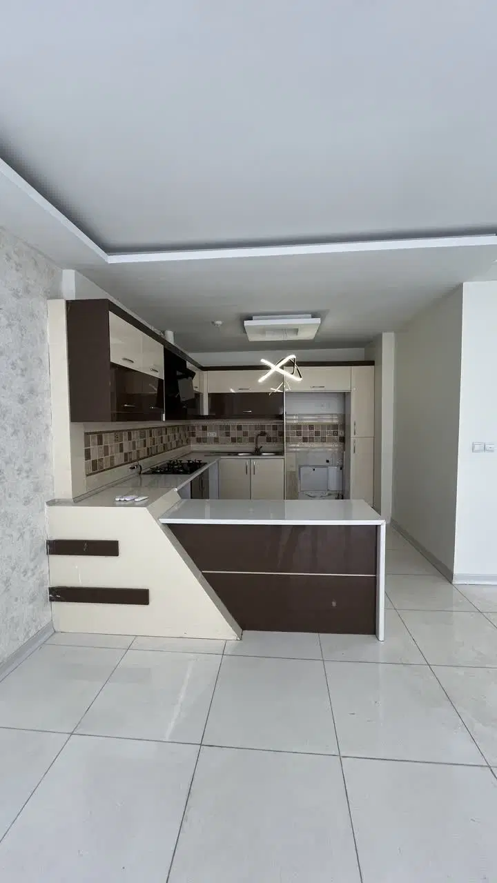 مالکم_۹۵ متر_الهیه ۳۷_شمالی روبه نما_آفتابگیر